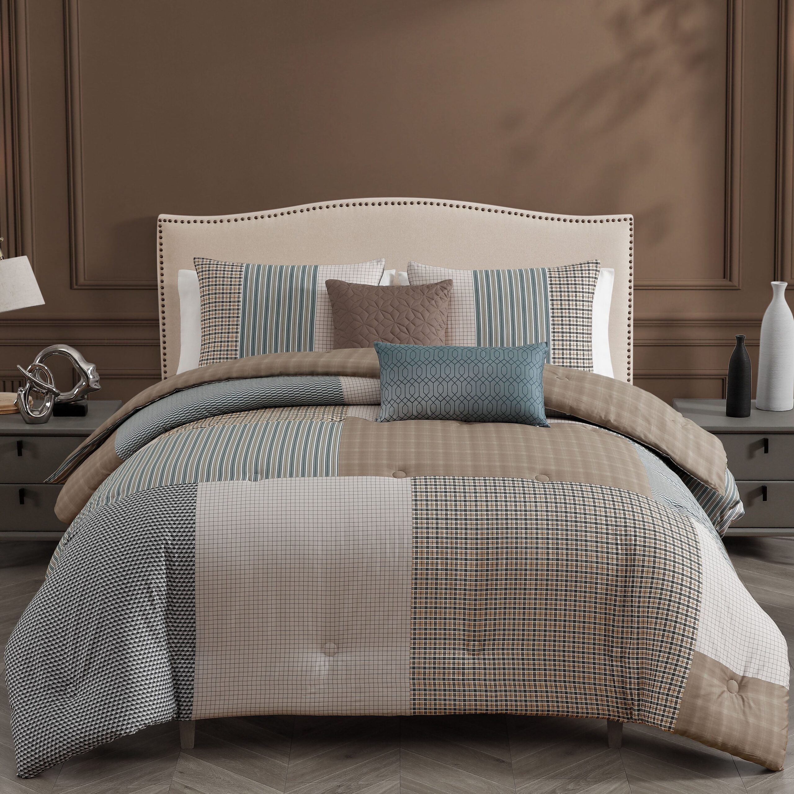 BebejanTranquilPatch5PieceReversibleComforterSet-1.jpg