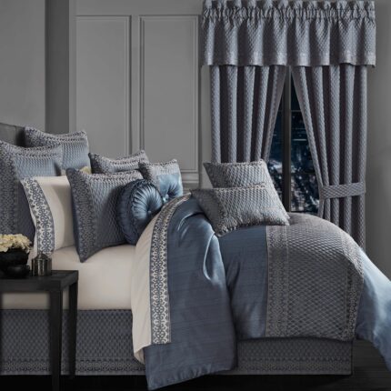 J Queen Leah Blue 4-Piece Comforter Set - Final Sale