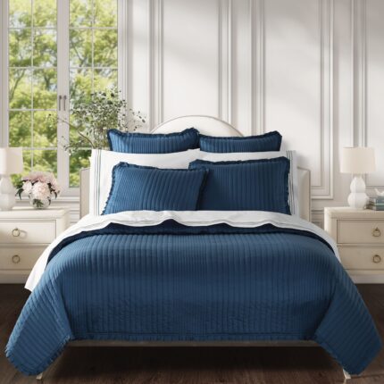 Meadow Dark Blue 3 Piece Quilt Set