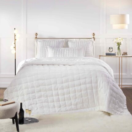 Madison Hand Pinched Silk Quilt