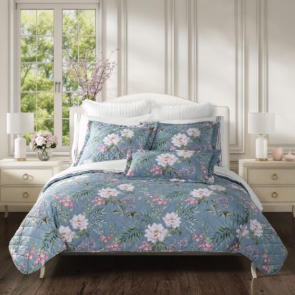 Savannah Blue 3 Piece Quilt Set